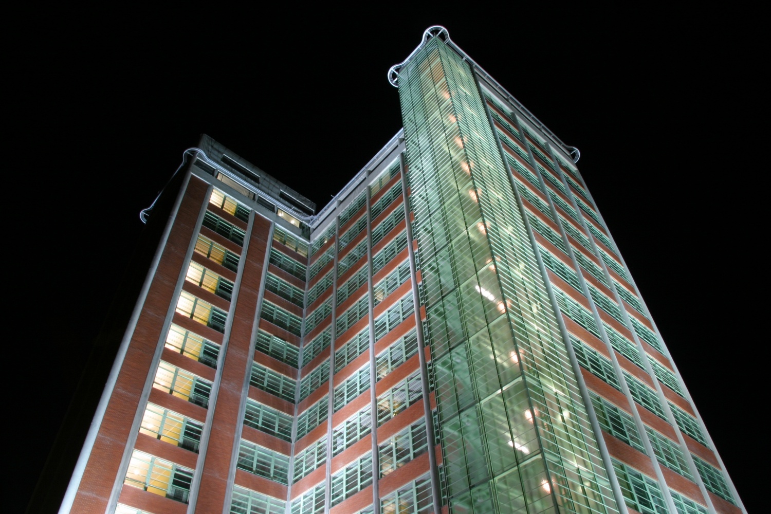 Conversion of the "Bata's Skyscraper", the Administrative Building No. 21 of the Bata Factory