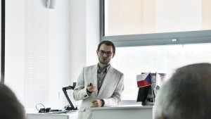 Mezi vystupujícími na konferenci byl např. Ing. Vladimír Ucekaj. Ph.D. z firmy EVECO Brno, s.r.o.