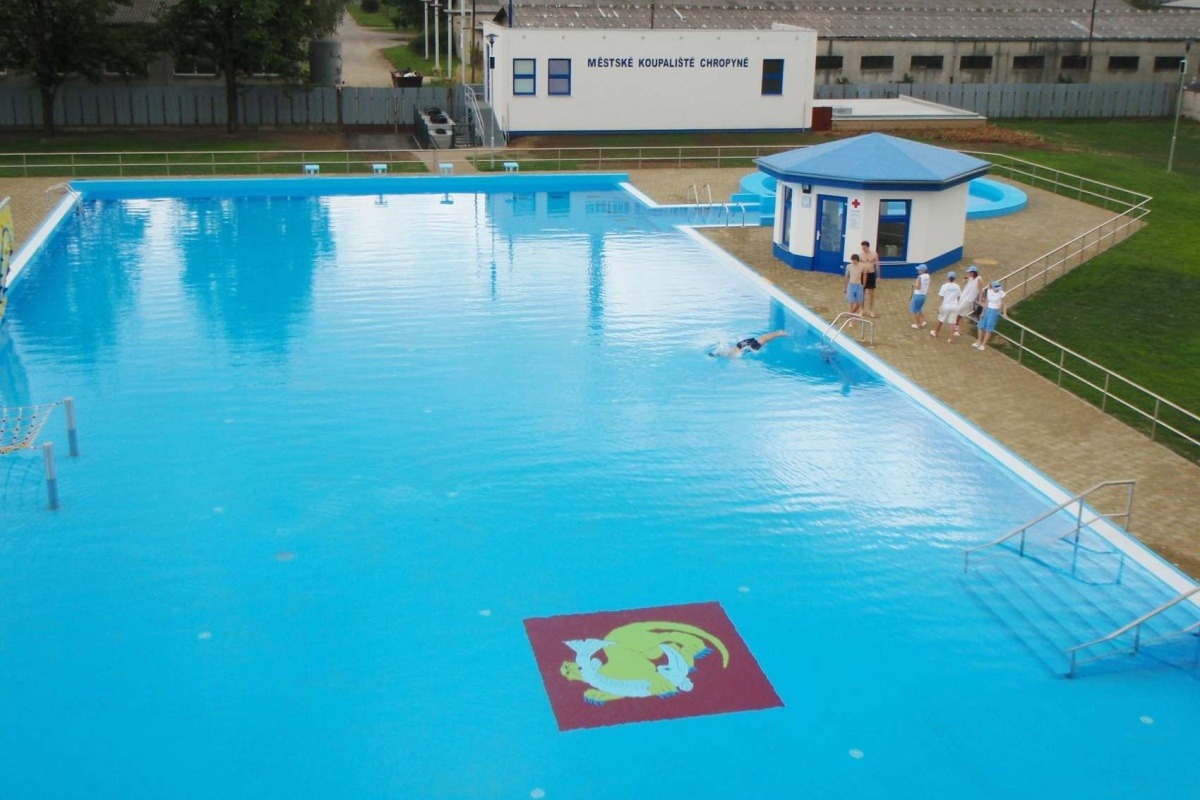 Outdoor Swimming Facility in Chropyně