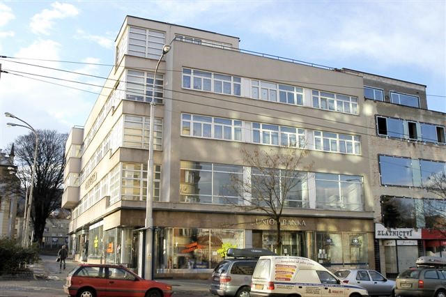 Obchodní dům Javorského ve Zlíně